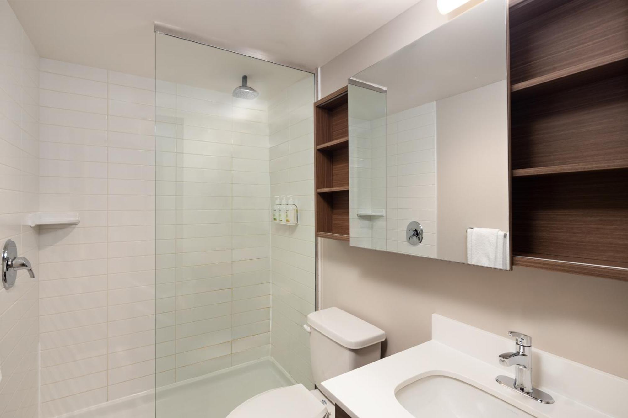 Microtel Inn & Suites By Wyndham Kirkland Lake Exteriör bild