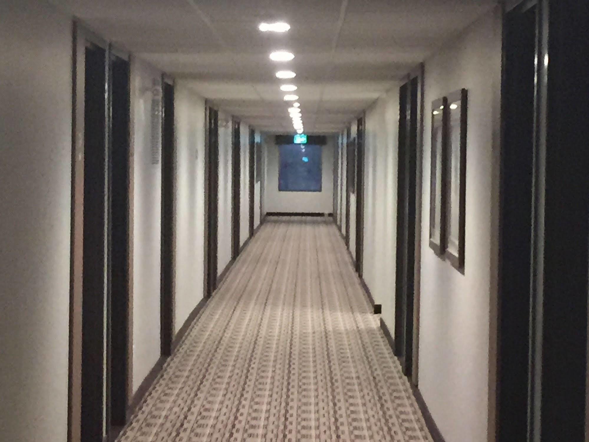 Microtel Inn & Suites By Wyndham Kirkland Lake Exteriör bild