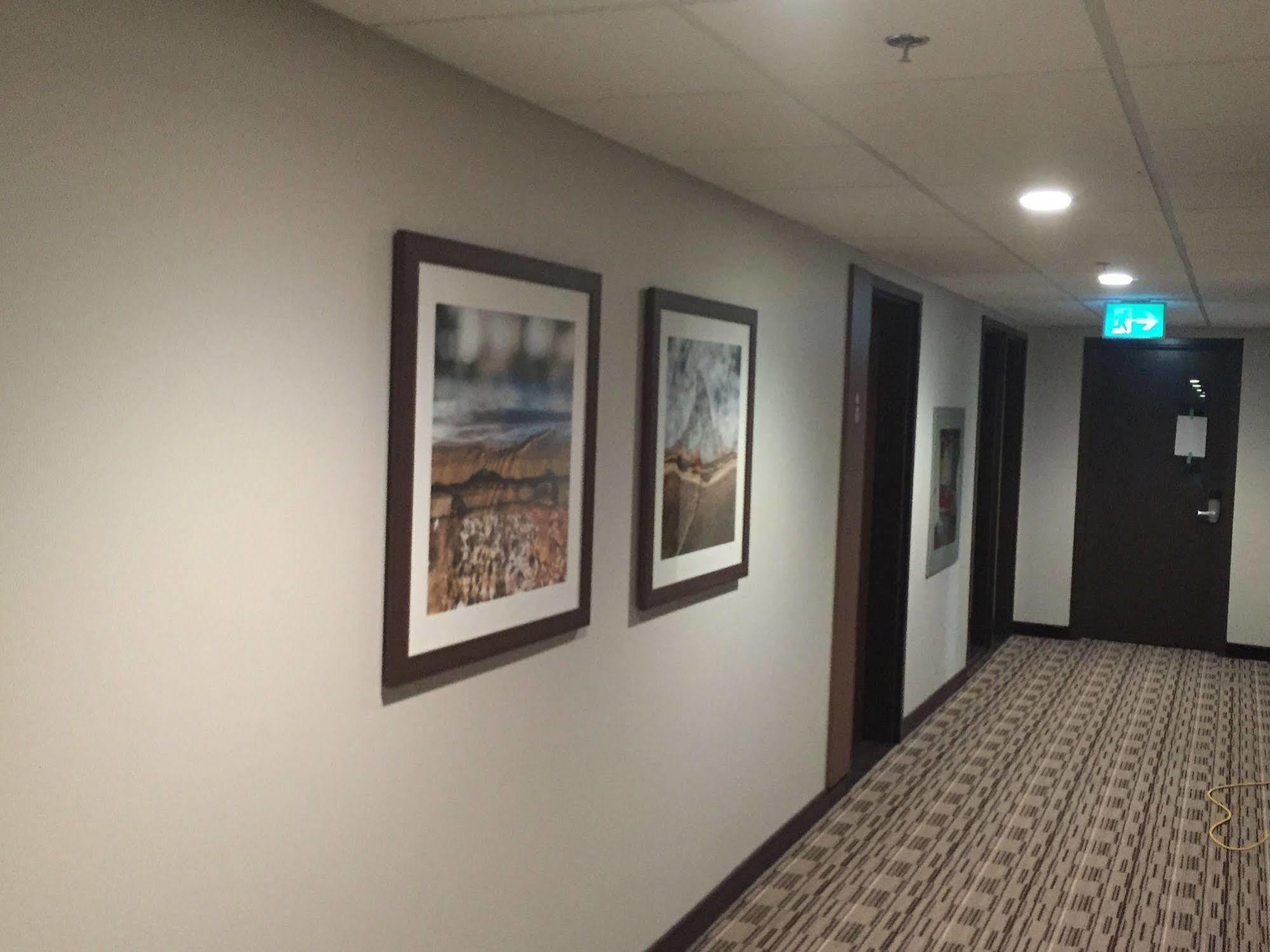 Microtel Inn & Suites By Wyndham Kirkland Lake Exteriör bild